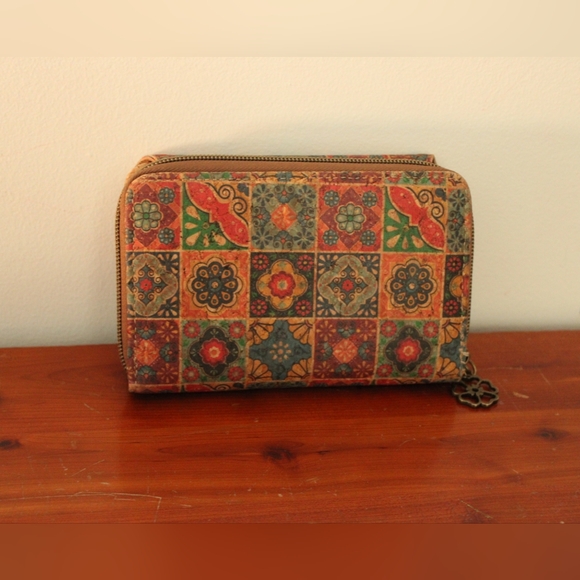 Cork Wallet - Picture 2 of 6